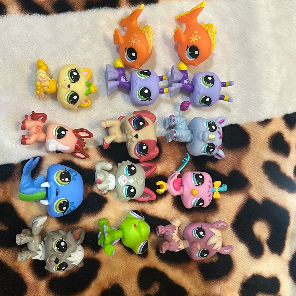 LPS G7 pets!! spent $5 a box opening these!! BRAND NEW JUST OPENED